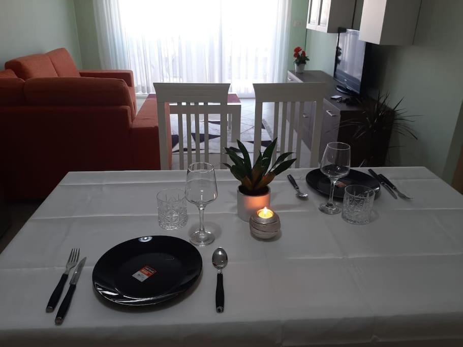 Gold Key Apartments, Durres Beach Esterno foto